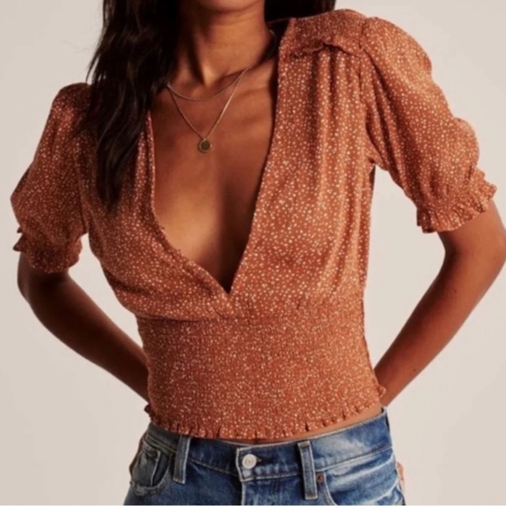 Abercrombie & Fitch smocked tee